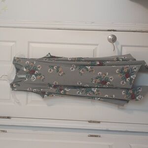 Torrid Dress 1X Gray Floral Sleeveless Stretch Jersey Knit